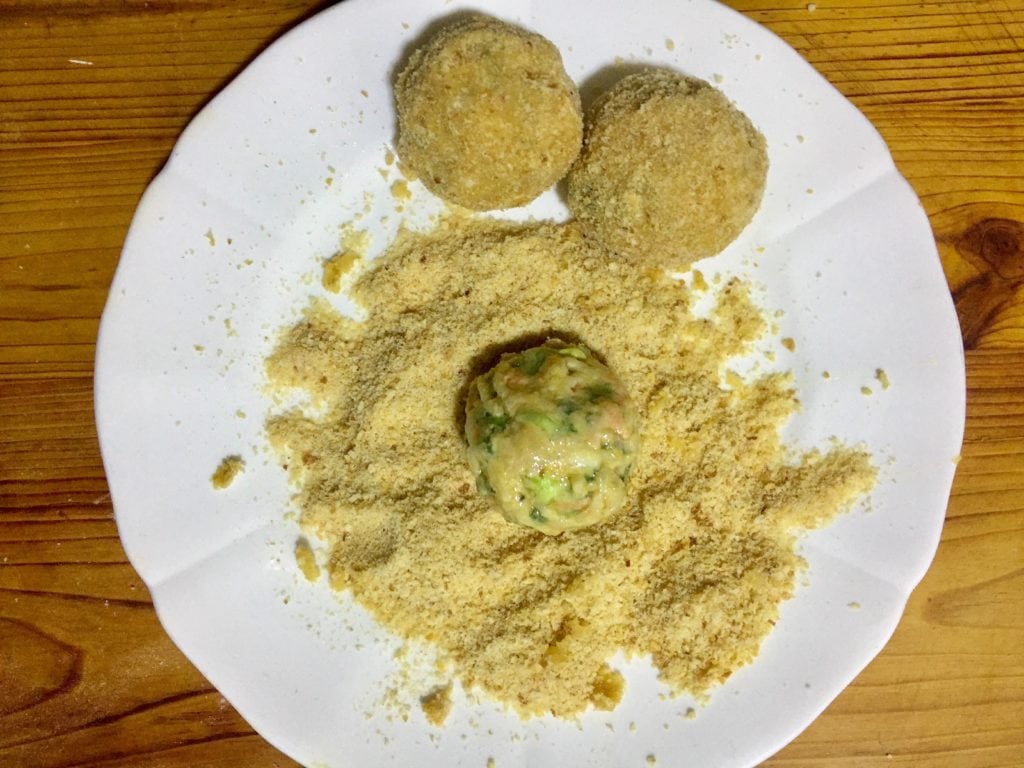 cheesy-spaghetti-balls-recipe-recipe52