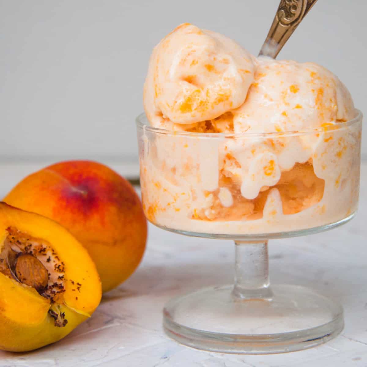 Peach Ice Cream Recipe (No Eggs) 