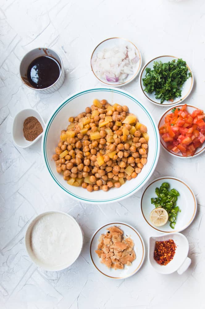 Ingredients of aloo chana chaat.