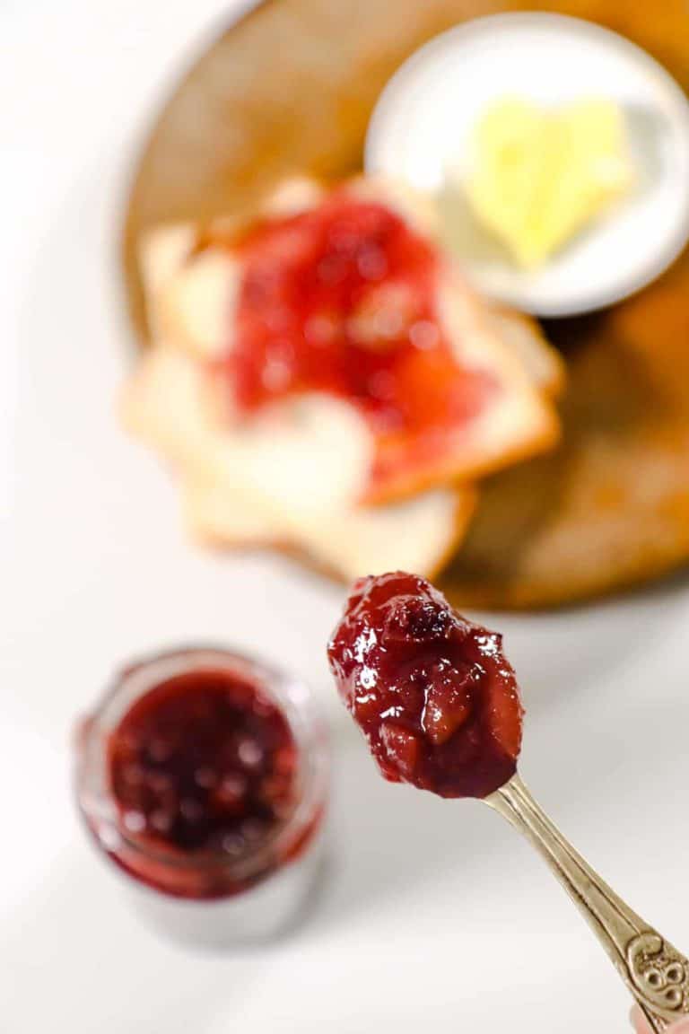 Grape Jam - Recipe52.com