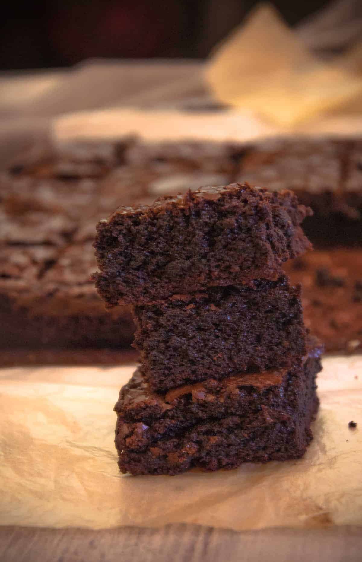Dreamy brownie made with oil.