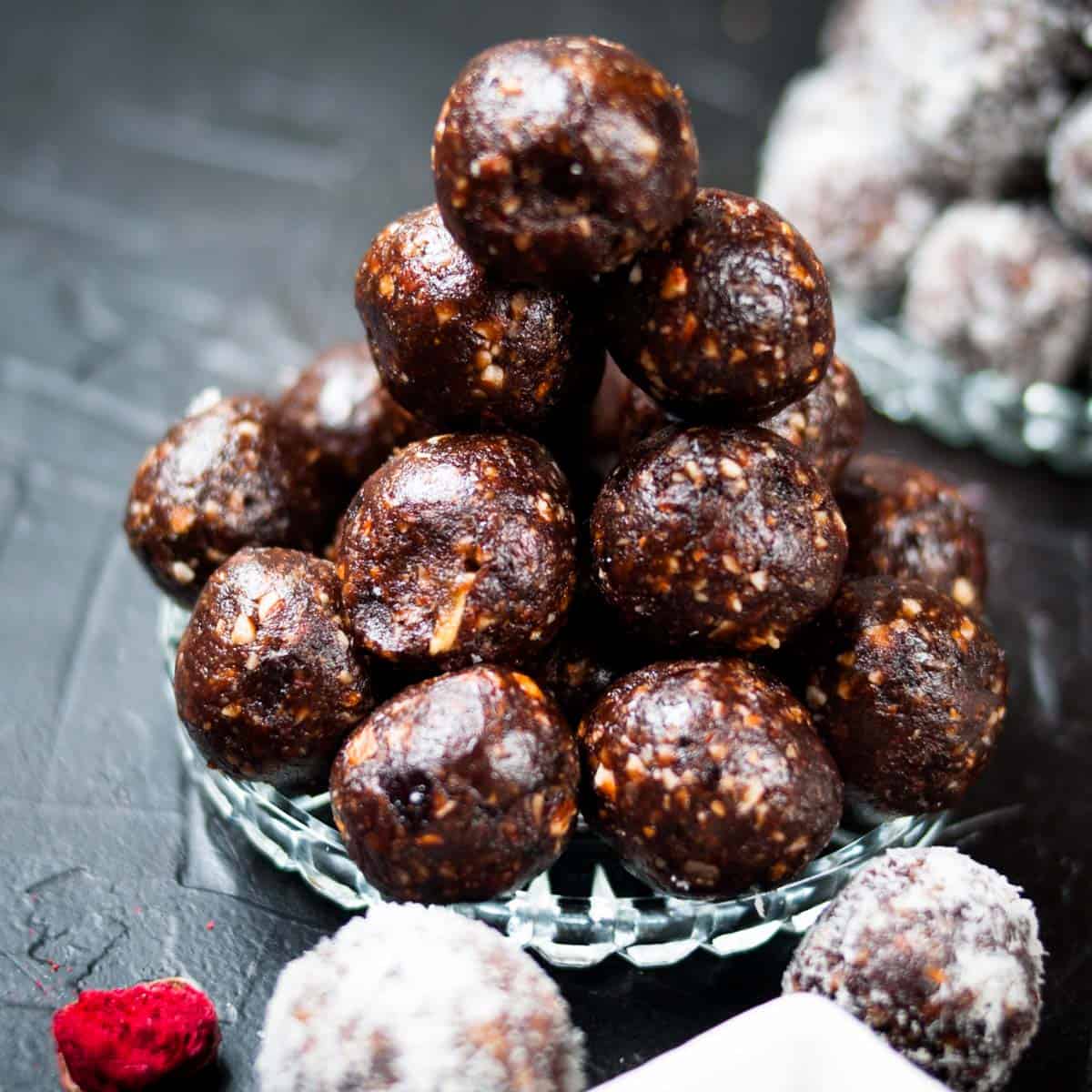 Oreo Balls (with condensed milk)